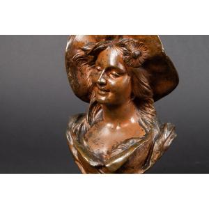 Bust Of A Young Girl With A Hat, Victor Leopold Bruyneel, Bronze, 19th/20th Century.