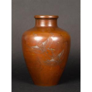 Crane Vase, Signed, Bronze Inlaid With Silver, Japan, Meiji / Taisho Era, Early 20th Century.