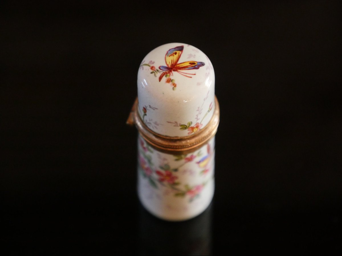 Enamel Bottle On Copper-photo-2