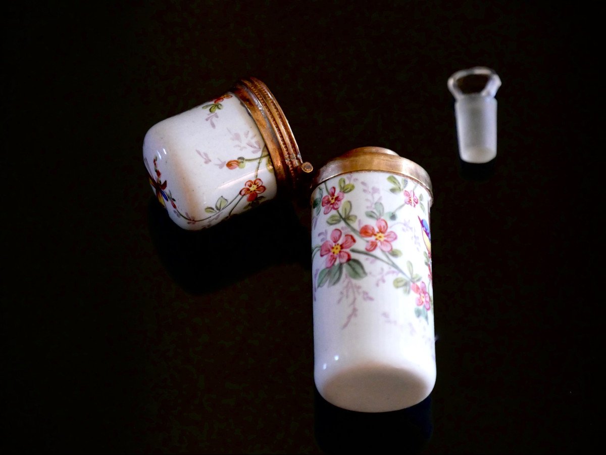 Enamel Bottle On Copper-photo-3