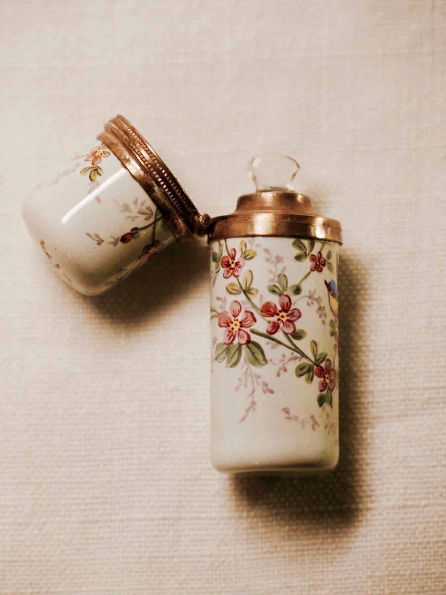 Enamel Bottle On Copper-photo-1