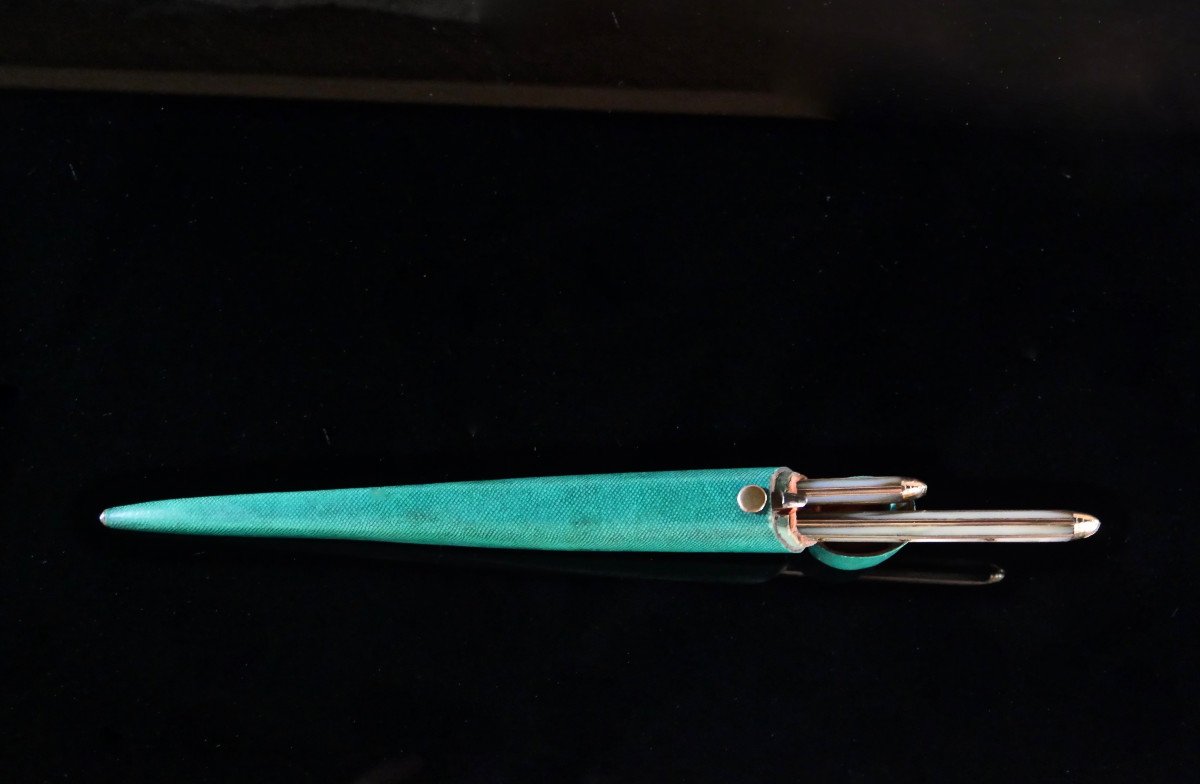 Two Travel Knives In A Shagreen Case-photo-4