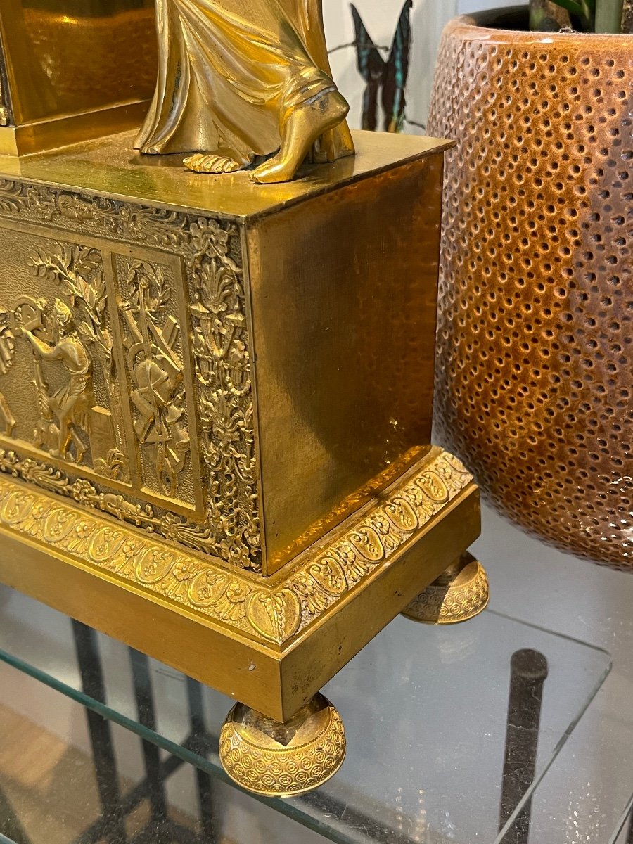 Pendulum In Gilt Bronze Representing The Allegory Of Astronomy-photo-3