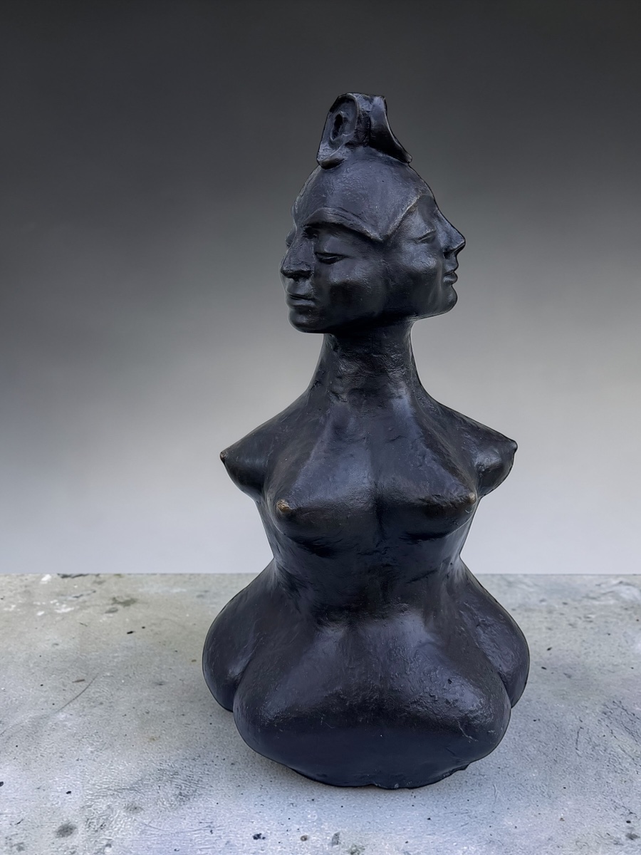 Jeannine Guérin Bronze à Trois Visages -photo-2