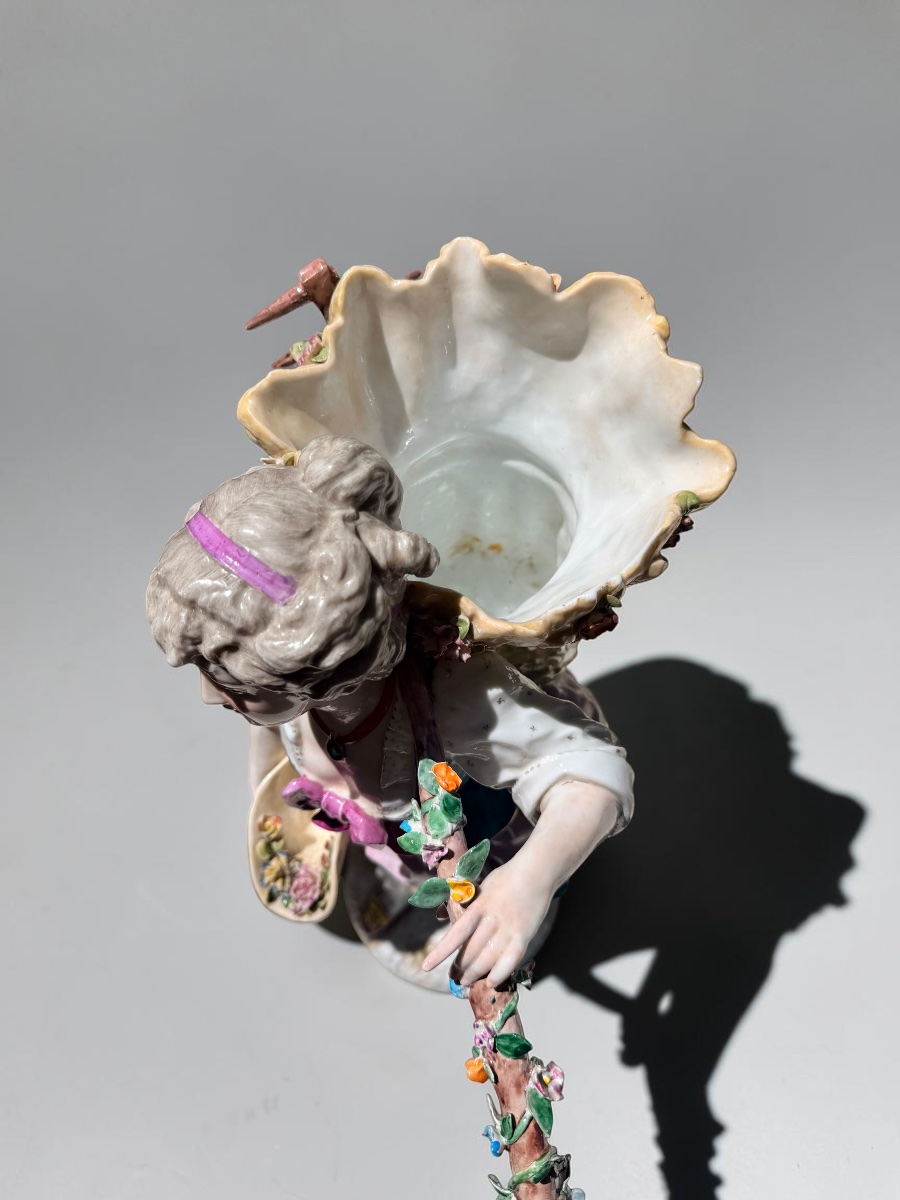 Important Pair Of Porcelain Vases-photo-3