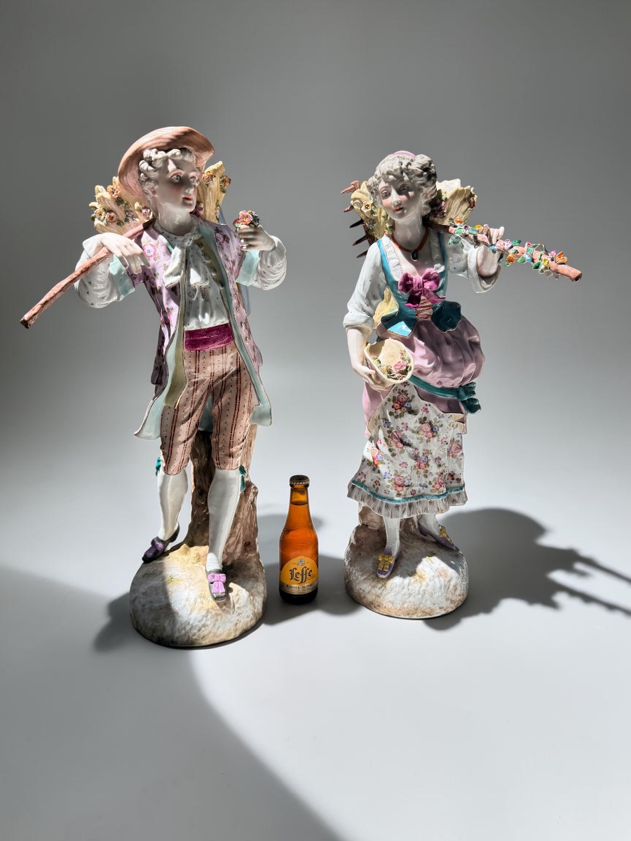 Important Pair Of Porcelain Vases