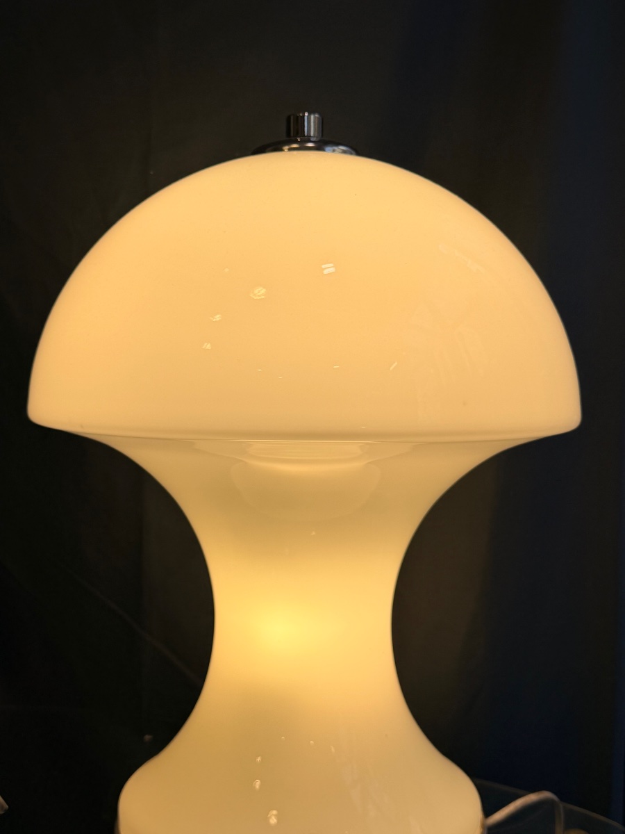 Italian-designed White Glass Lamp -photo-2