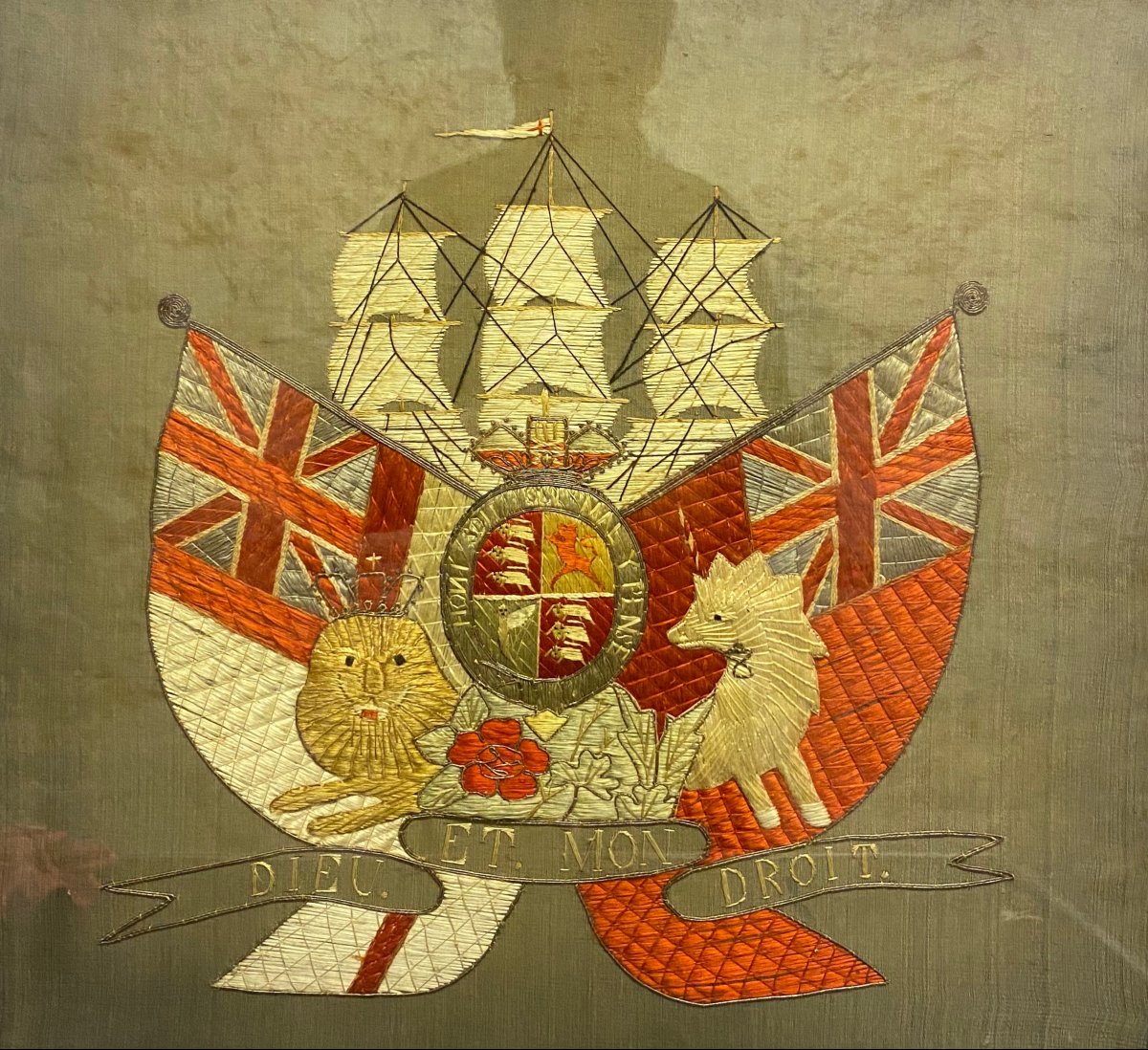 English sailor's woolwork (woolies) XIXè Dieu et mon droit / honi soit qui mal y pense-photo-2