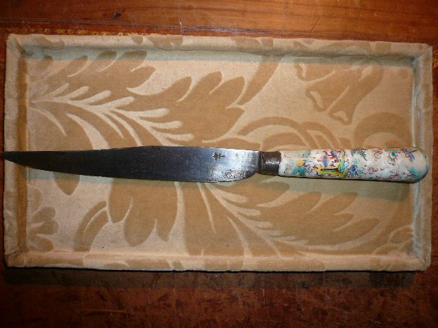Couteau d'époque Début XVIIIème, Manche En Porcelaine Tendre De St Cloud