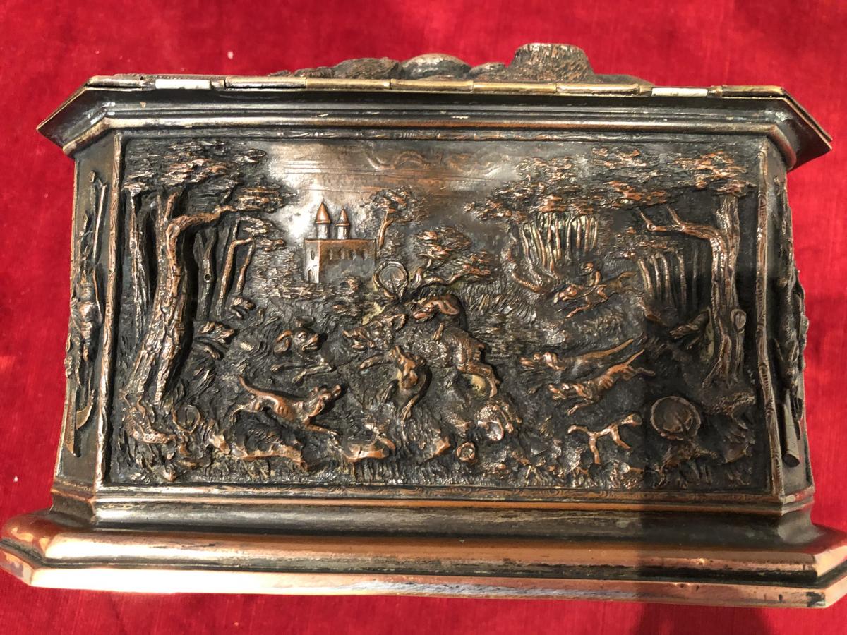 Copper Jewelry Box With Hunting Scene-photo-4