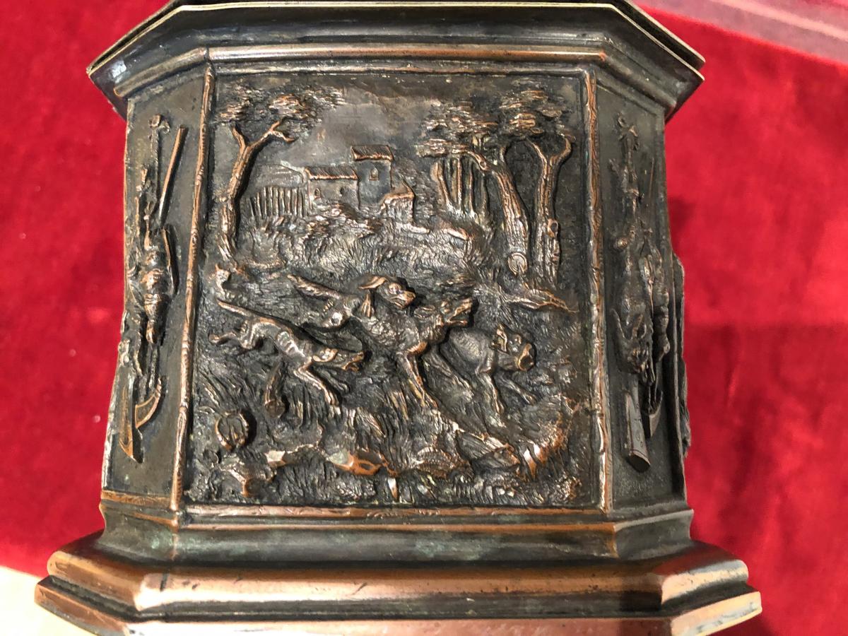 Copper Jewelry Box With Hunting Scene-photo-1