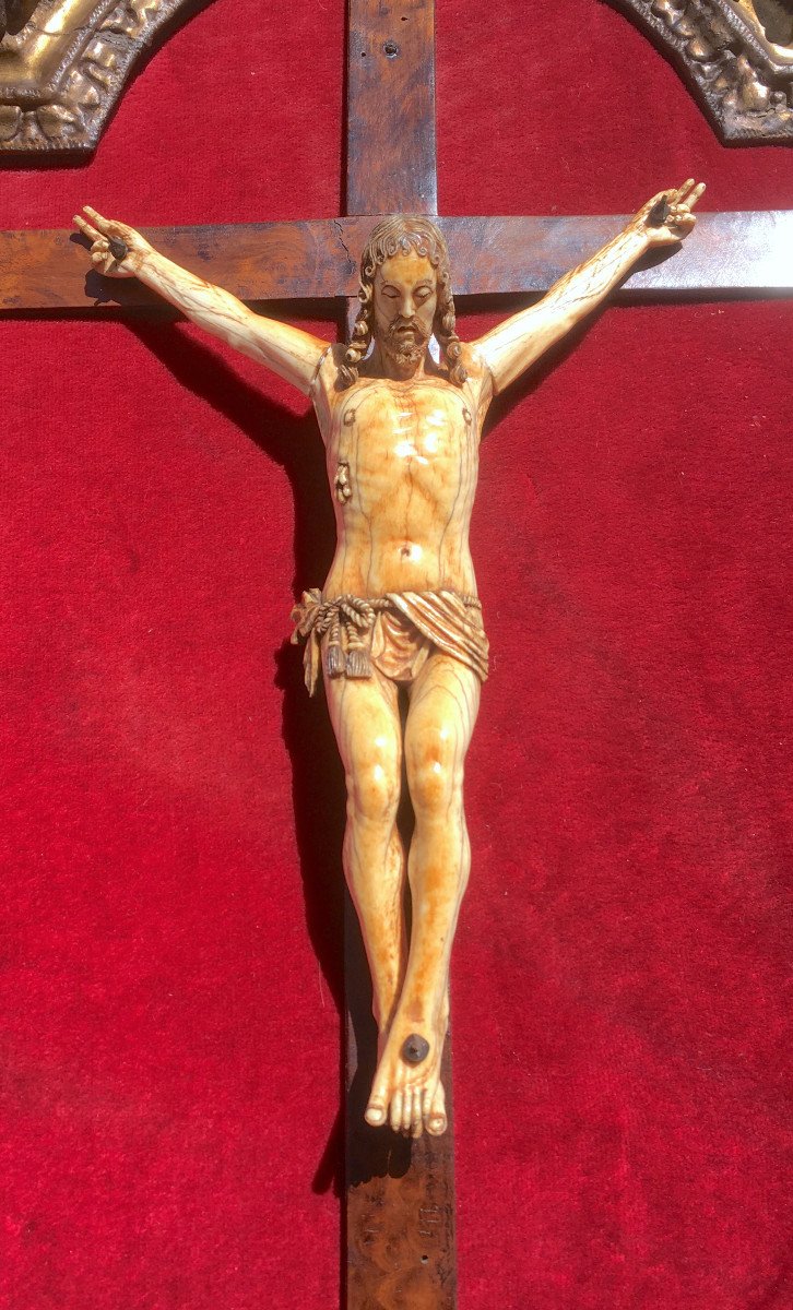 Christ Dans Cadre En Bois Doré Louis XIV. France Deuxième Moitié Du XVIIe.-photo-8