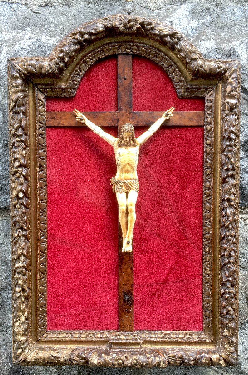 Christ In Golden Wood Frame Louis XIV. France Second Half Of The 17th.
