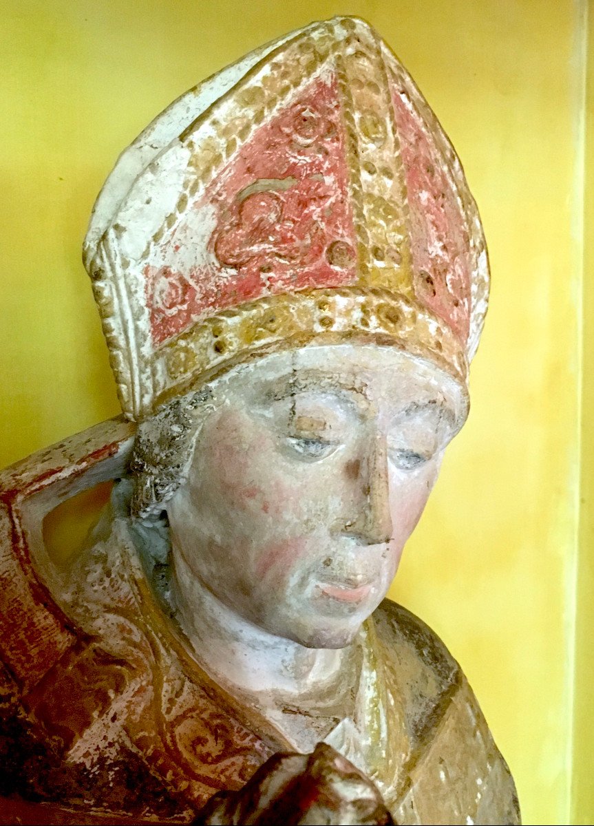 Statue De Saint Remi En Pierre Du Bourbonais Polychrome. France Fin XIIIe - Début XIVe. -photo-3