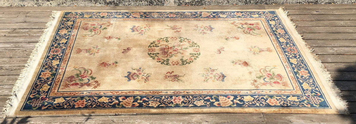 Tapis chinois fait main en laine. Pékin, Chine, milieu XXe siècle.  -photo-1