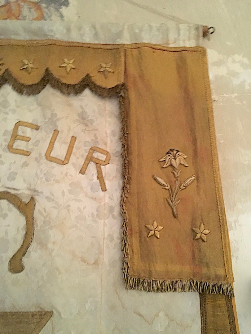 Grande bannière de procession Saint Eloi. Tissus et broderies. France milieu XIXe. -photo-4