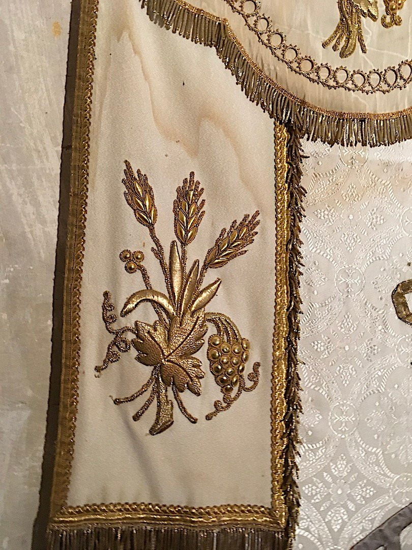 Grande bannière de procession Saint Fiacre. Tissus et broderies. France milieu XIXe.-photo-3