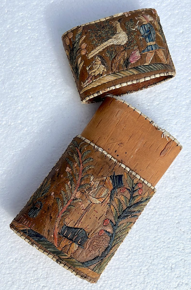 Birch Bark Tobacco Case With Plant Embroidery. Native American Huron Iroquois Algonquin Late 19th Century -photo-2