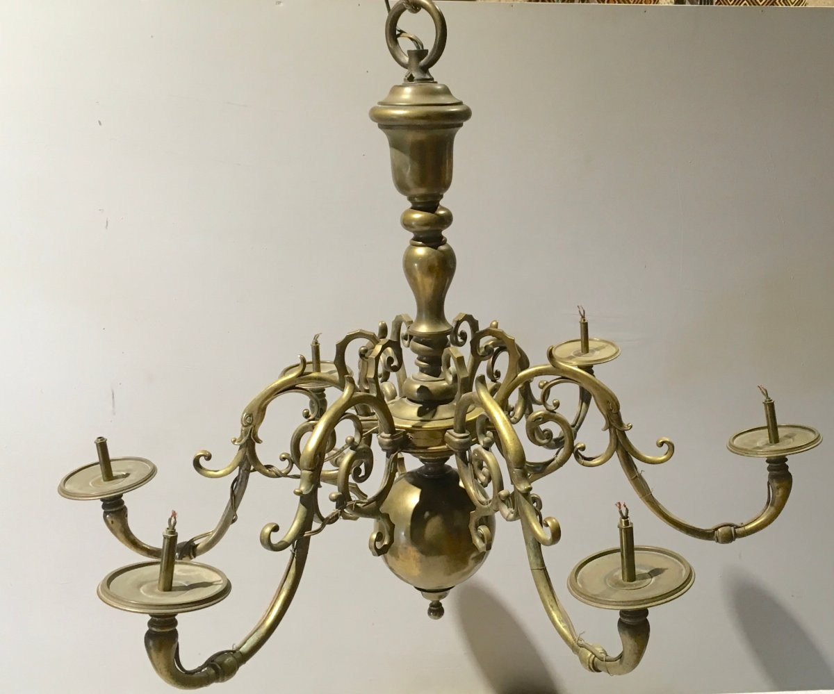 Monumental 17th-century Dutch Bronze Chandelier. Late 19th Century. -photo-1