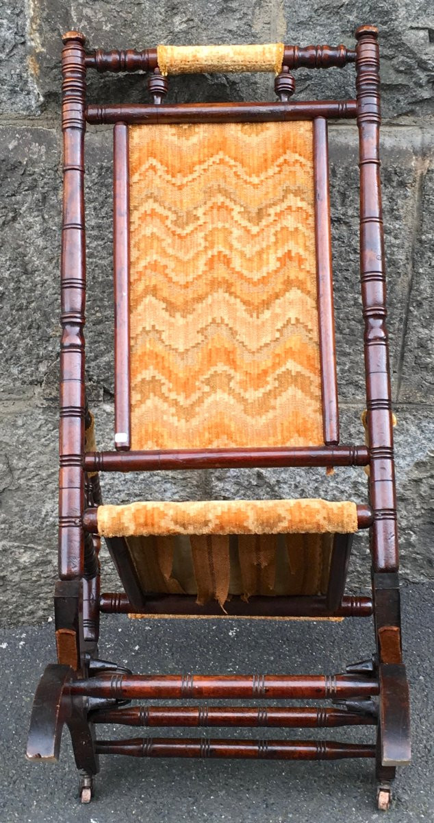 Siège à bascule Rocking Chair avec système à ressorts, Angleterre, milieu XIXe siècle. -photo-1