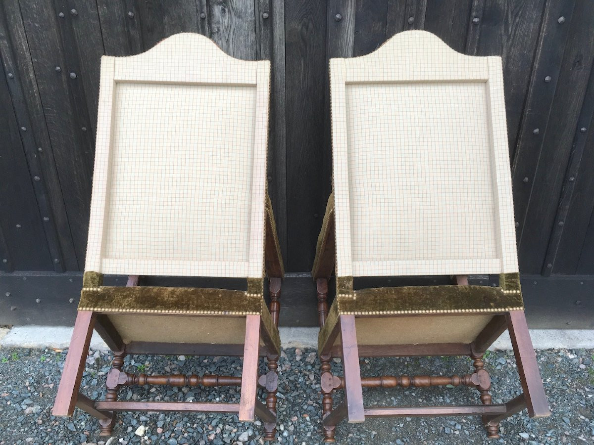 Paire de fauteuils Louis XIII à balustres en noyer. Tissus anciens. France XVIIe siècle. -photo-2