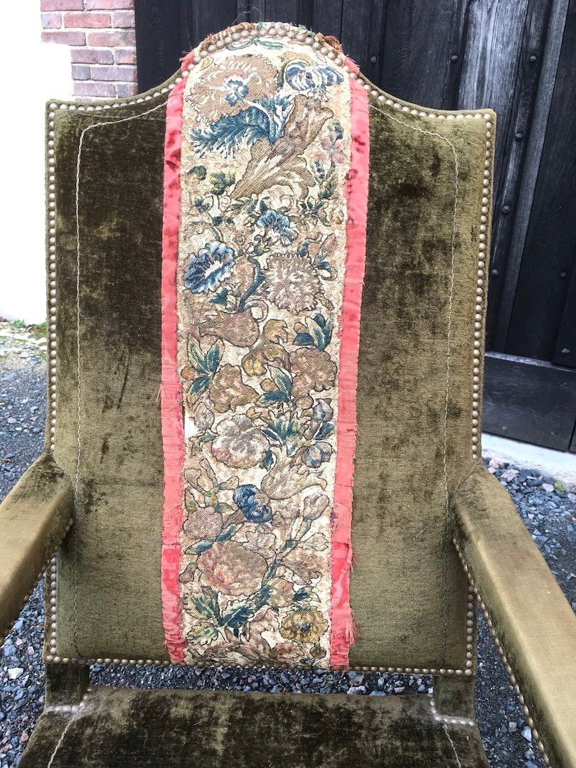 Paire de fauteuils Louis XIII à balustres en noyer. Tissus anciens. France XVIIe siècle. -photo-5