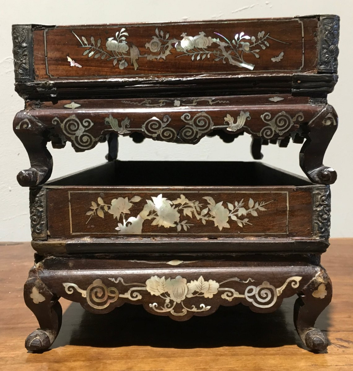 Two Scholar's Trays In Rosewood And Inlaid Mother-of-pearl. Indochina, Vietnam. Late 19th Century. -photo-4