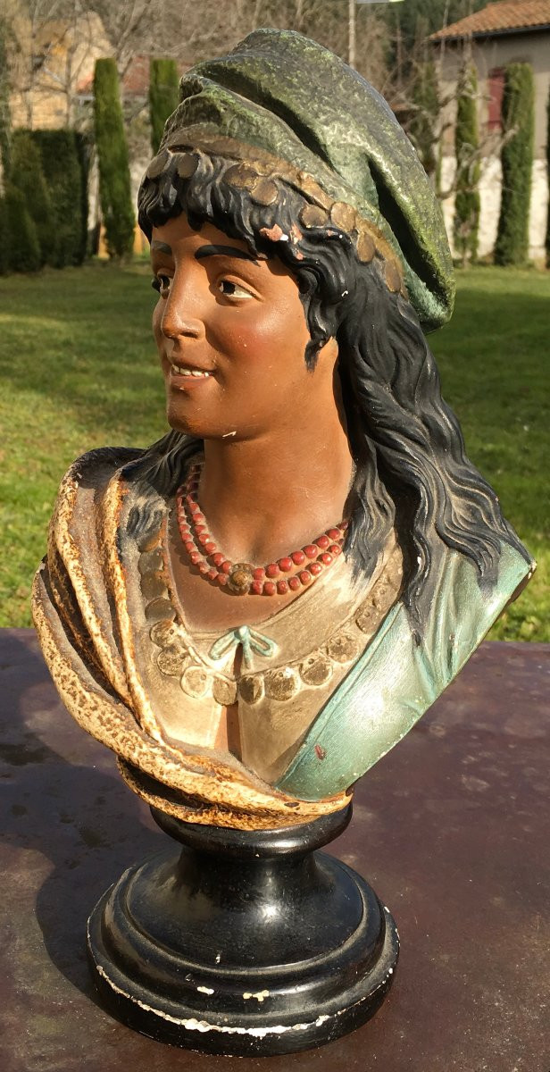 Orientalist Bust Of A Woman On A Pedestal Base. Polychrome Plaster. France, Early 20th Century. -photo-2