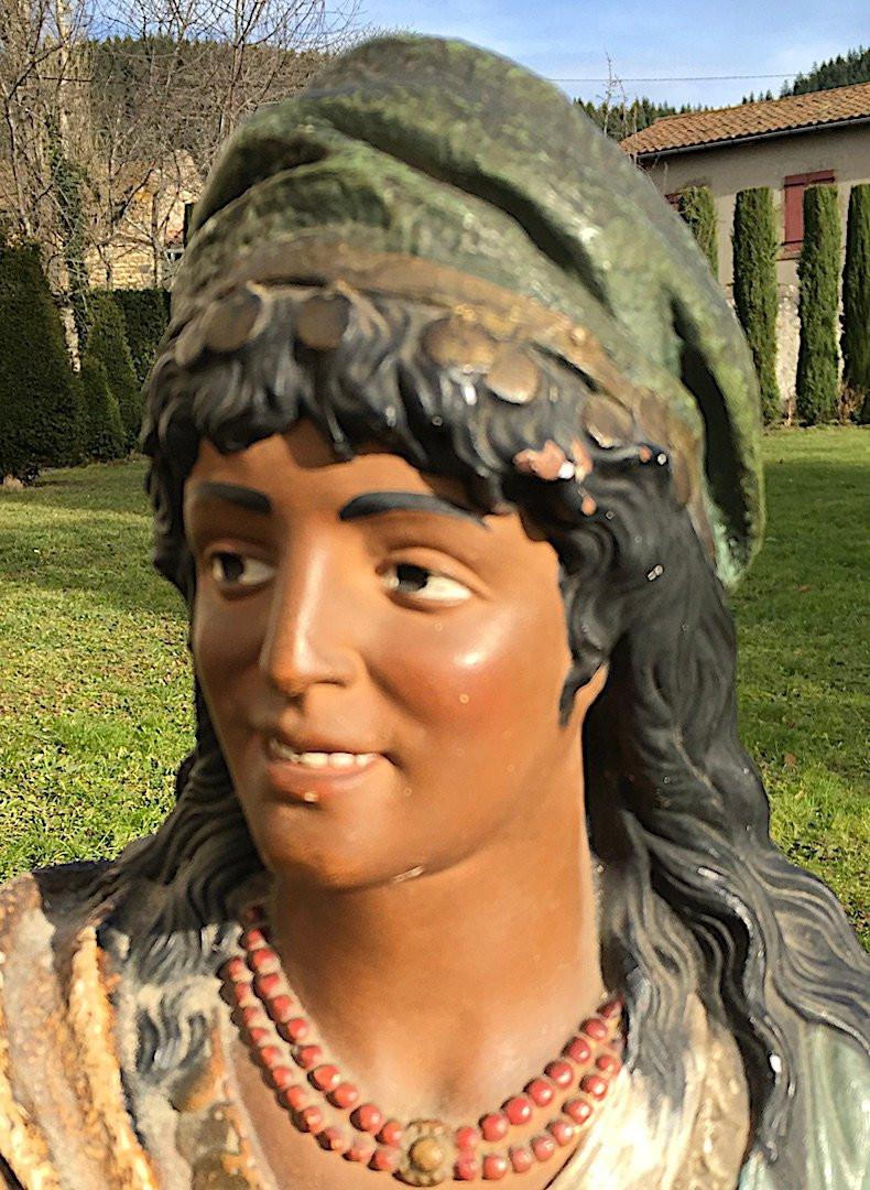 Orientalist Bust Of A Woman On A Pedestal Base. Polychrome Plaster. France, Early 20th Century. -photo-3