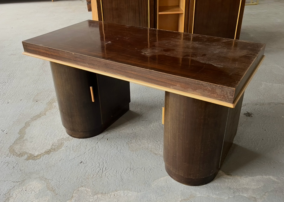 Bureau bar  Art Déco en palissandre et citronnier. France milieu XXe siècle.