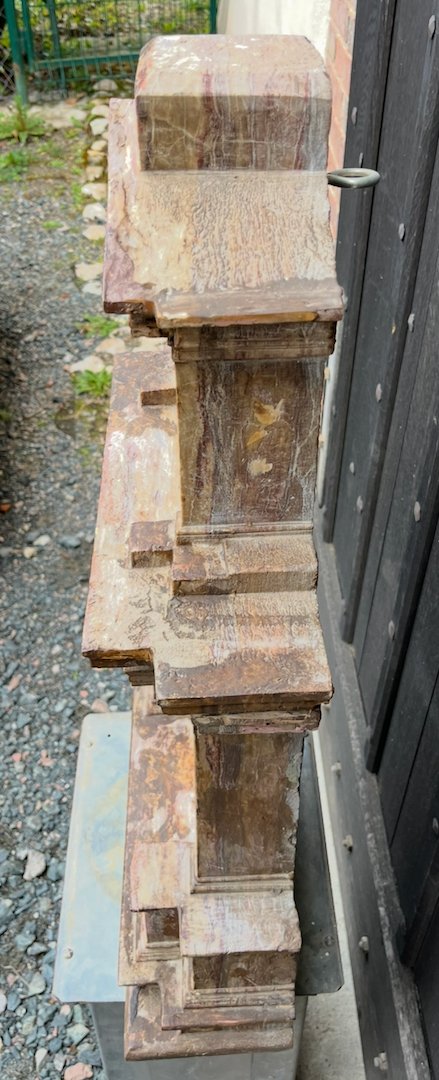 Niche en mabre en forme de temple classique. France ou Italie XVIe - XVIIe siècle. -photo-4