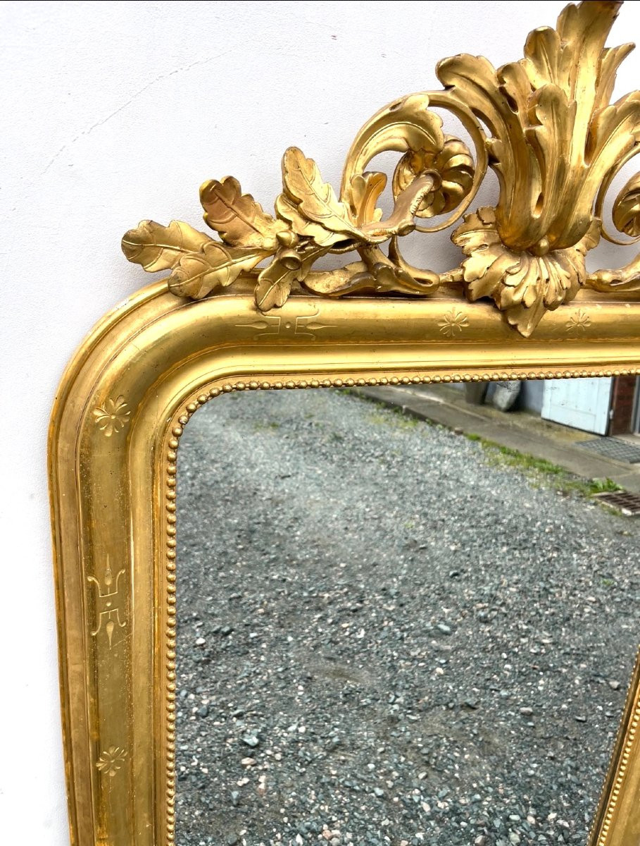 Grand miroir en stuc doré avec fronton en coquille. France milieu XIXe siècle.-photo-3