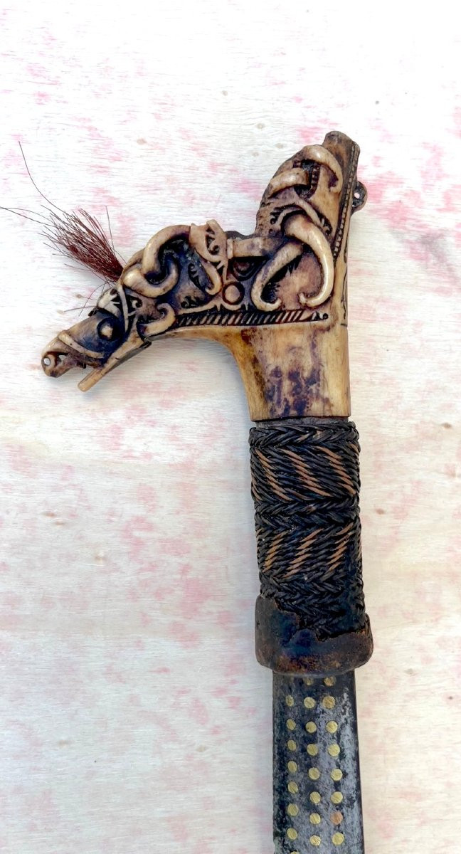 Ancien sabre Mandau en fer, bois de cerf et bois. Dayak, Bornéo (Kalimantan), Indonésie XIXe. -photo-5