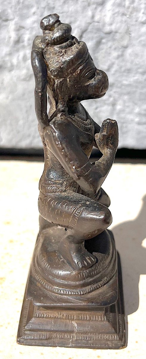 Small Hanuman Bronze Statuette With Brown Patina. Cambodia, India 18th - 19th Century.   -photo-3