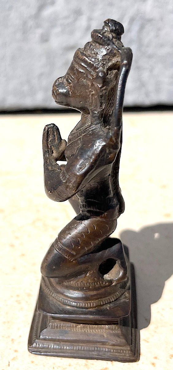 Small Hanuman Bronze Statuette With Brown Patina. Cambodia, India 18th - 19th Century.   -photo-5