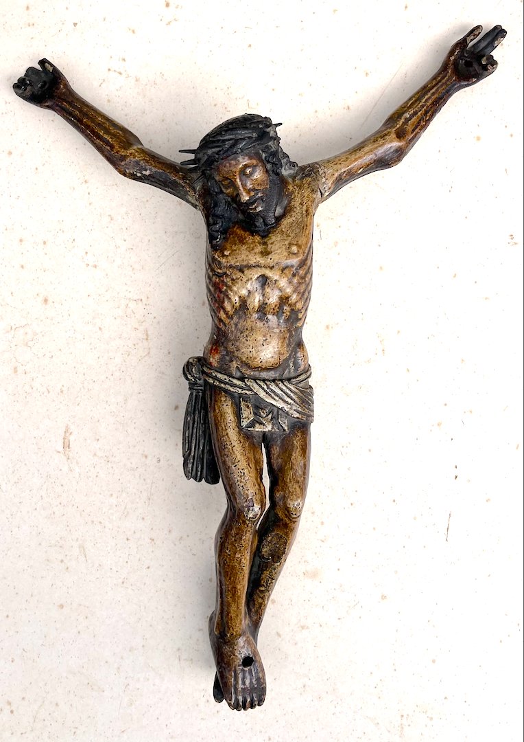 Christ Gothique en bois polychrome du Sud de la France ou Nord de l'espagne. XVe siècle. -photo-2