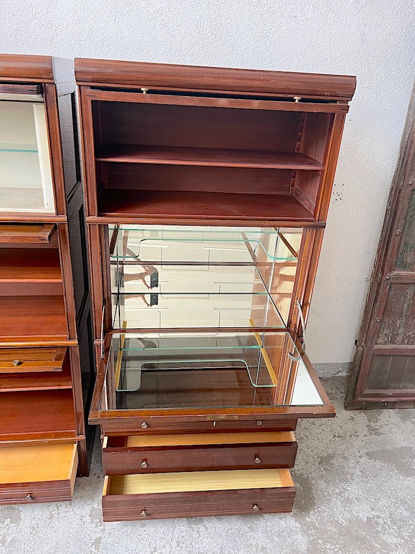 Deux meubles modulables MD (Maison Martin Dupuis) vintage des années 1970, en acajou vernis. -photo-4