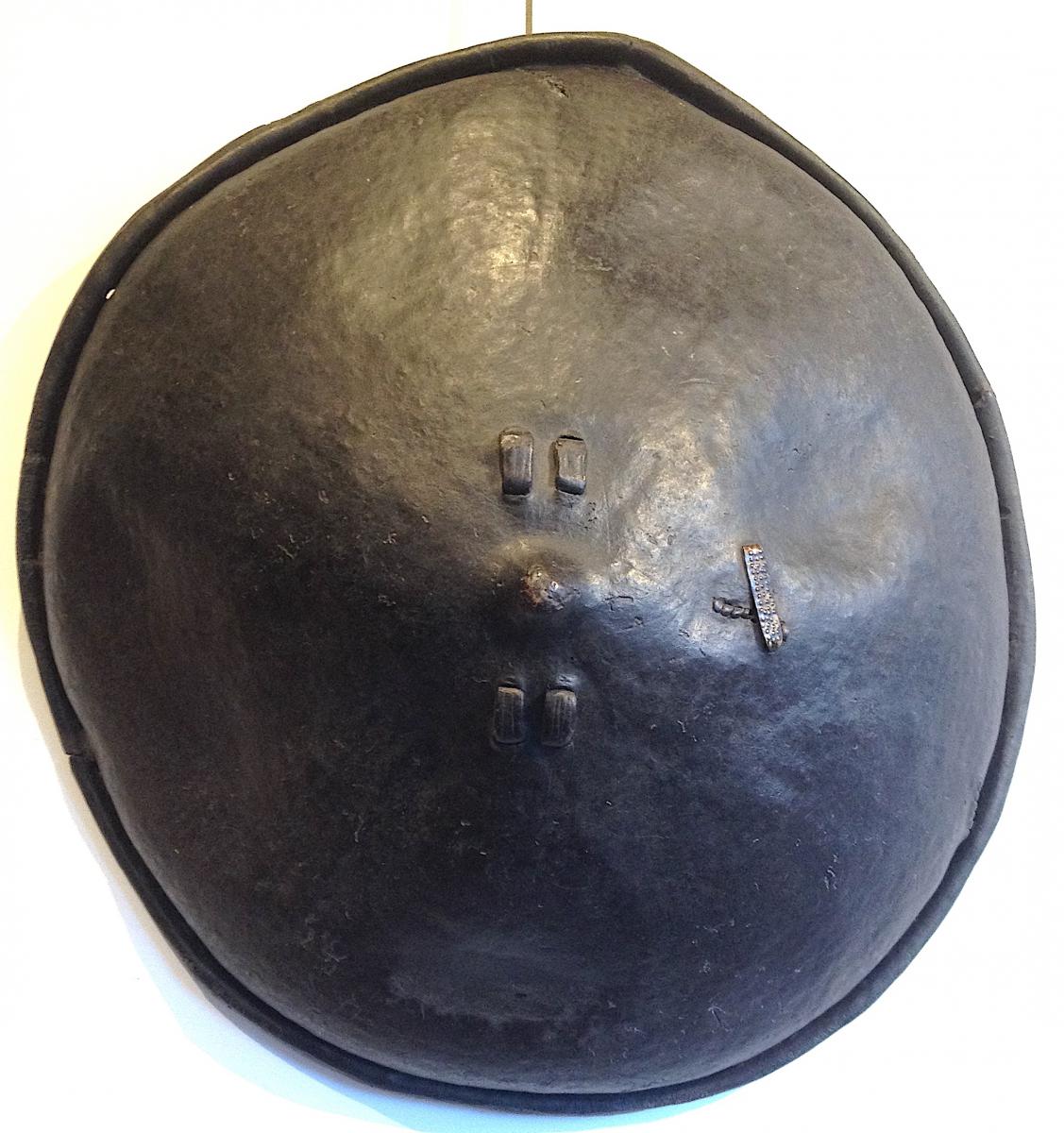 Leather East African Shield, Ethiopia Middle 20th Century.