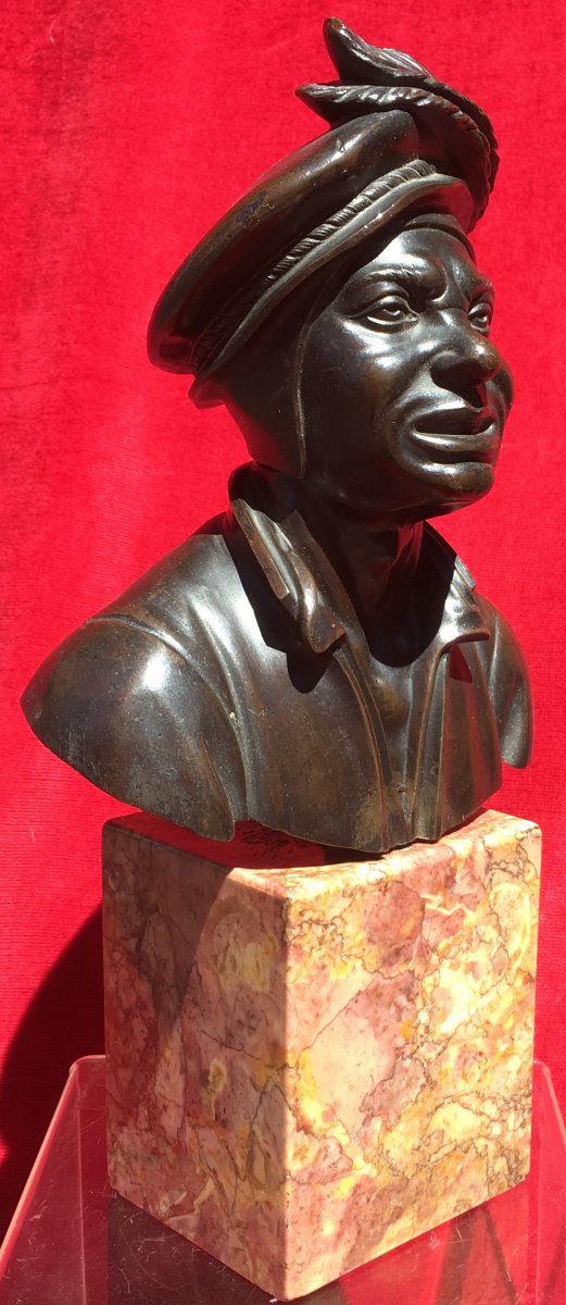 Petit Buste d'Homme En Costume De Cour En Bronze Sur Socle Marbre. France XIXe Siècle.-photo-2