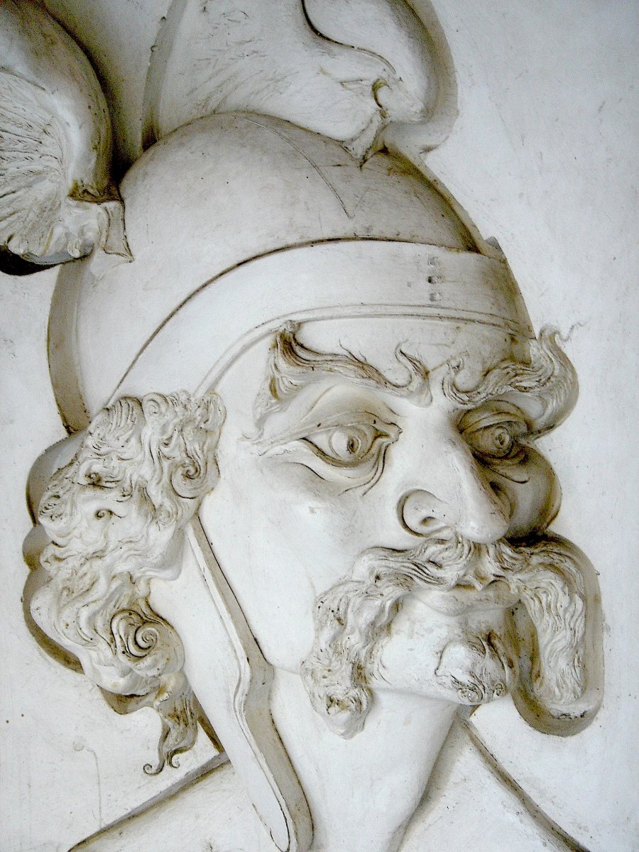 Low Relief Sculpture In Plaster Vercingétorix. France 2nd Half Of The 20th Century.-photo-2