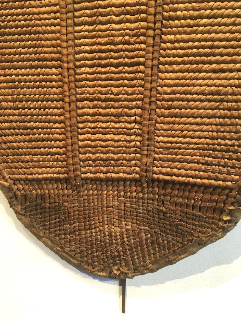 Rattan, Wood And Skin Shield. Zandé Manza. Africa Center, Drc. Beginning Of The 20th Century.-photo-3