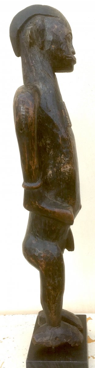 Senufo Wooden Statue With Dark Patina. Republic Of Ivory Coast, Early 20th Century.-photo-3