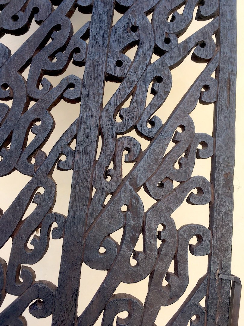 Bow Of Wooden Dugout With Dark Patina. Korwar, Irian Jaya, Indonesia. Mid 20th Century.-photo-1