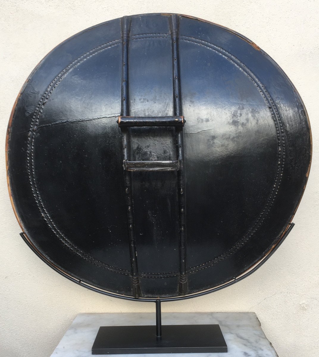 Ceremonial Katu Shield In Lacquered Wood. Indochina, Laos. Early 20th.-photo-1