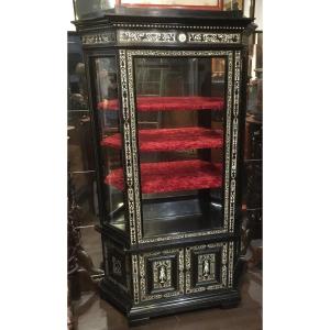 Showcase Cabinet In Ebony And Bone Marquetry 17th Style. Italy Mid 19th Century.