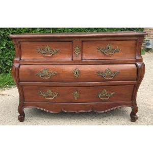 Chest Of Drawers In Bordeaux Mahogany. France, Early 18th Century. 