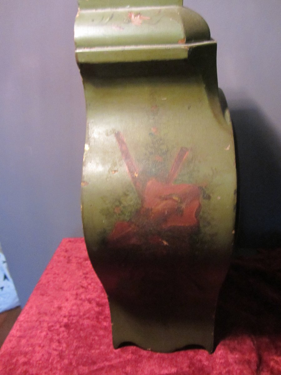 PENDULE ANCIENNE GALBEE EN BOIS PEINT  CADRAN A CHIFFRES ROMAIN DATEE 1893 BESANCON-photo-2