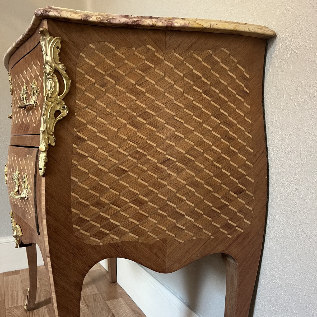 Small Louis XV Style Scriban In Marquetry And Gilt Bronze-photo-2