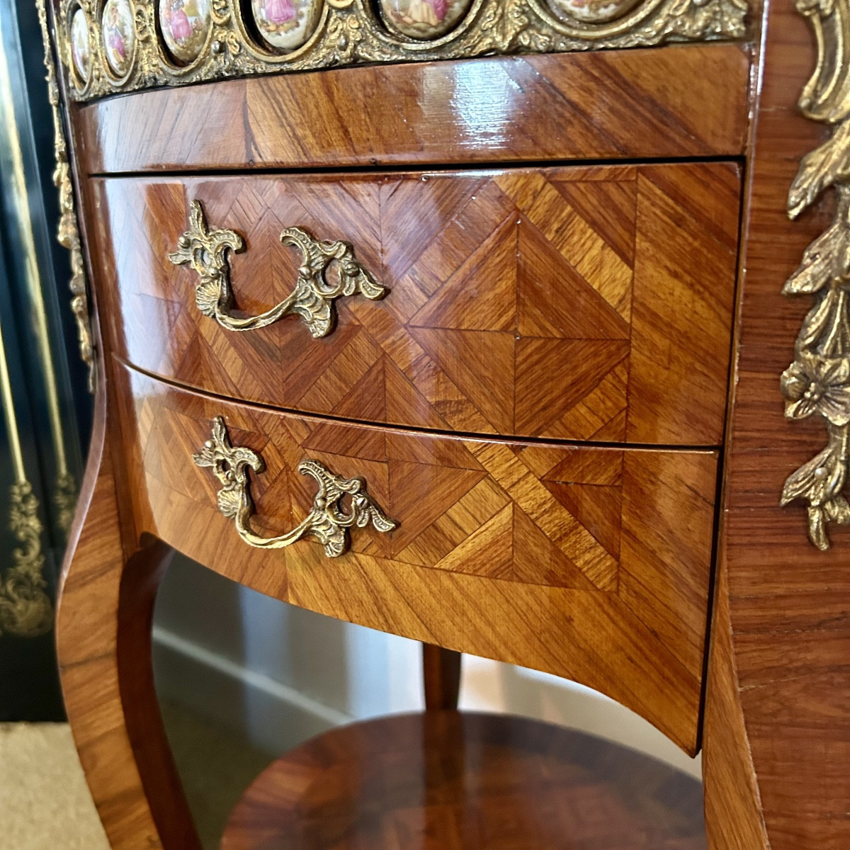 Louis XV Style Side Table, Coffee Table, Or Bedside Table-photo-6