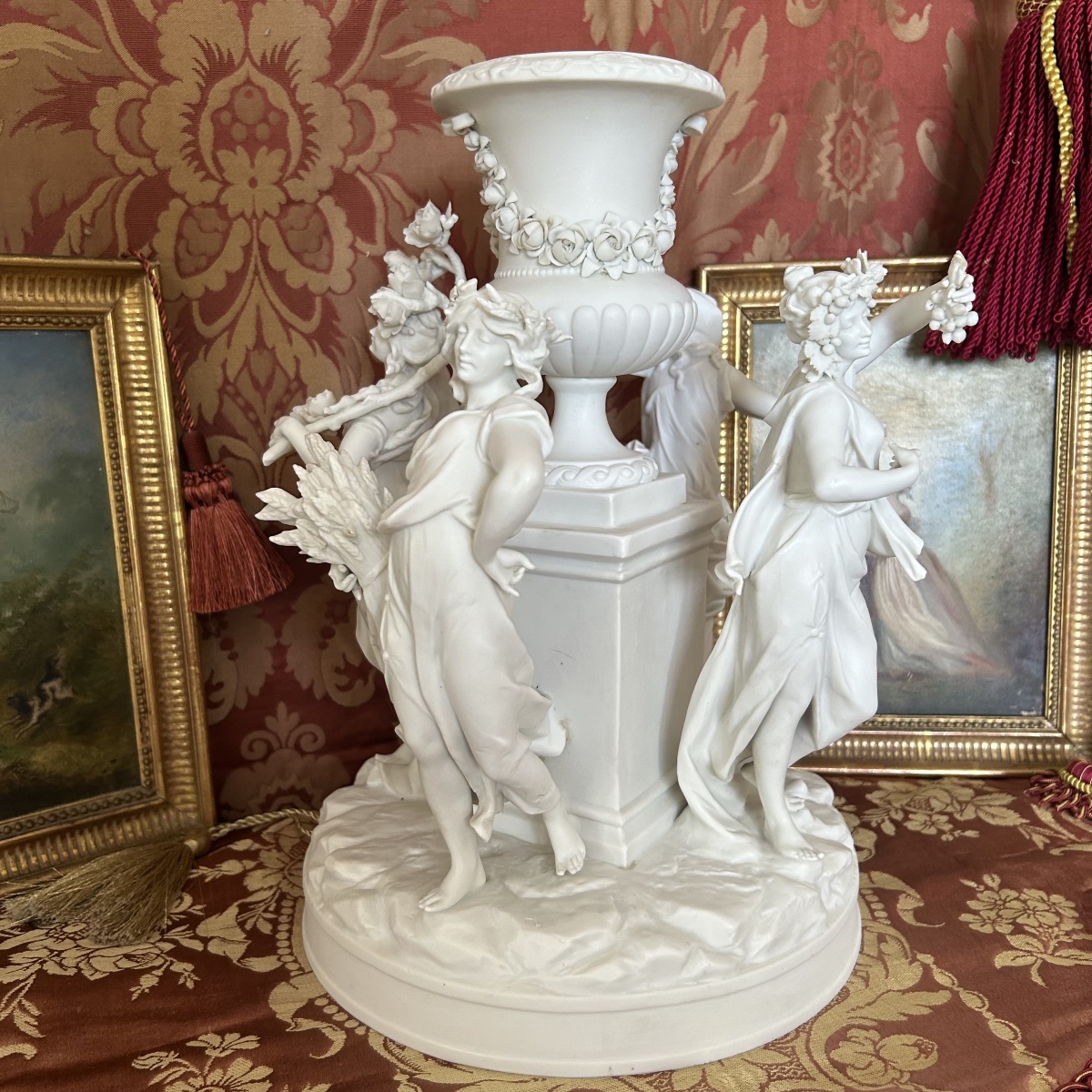 Centre de Table en Porcelaine de Biscuit Allégorie "Les Quatre Saisons" - Epoque XIXe-photo-3